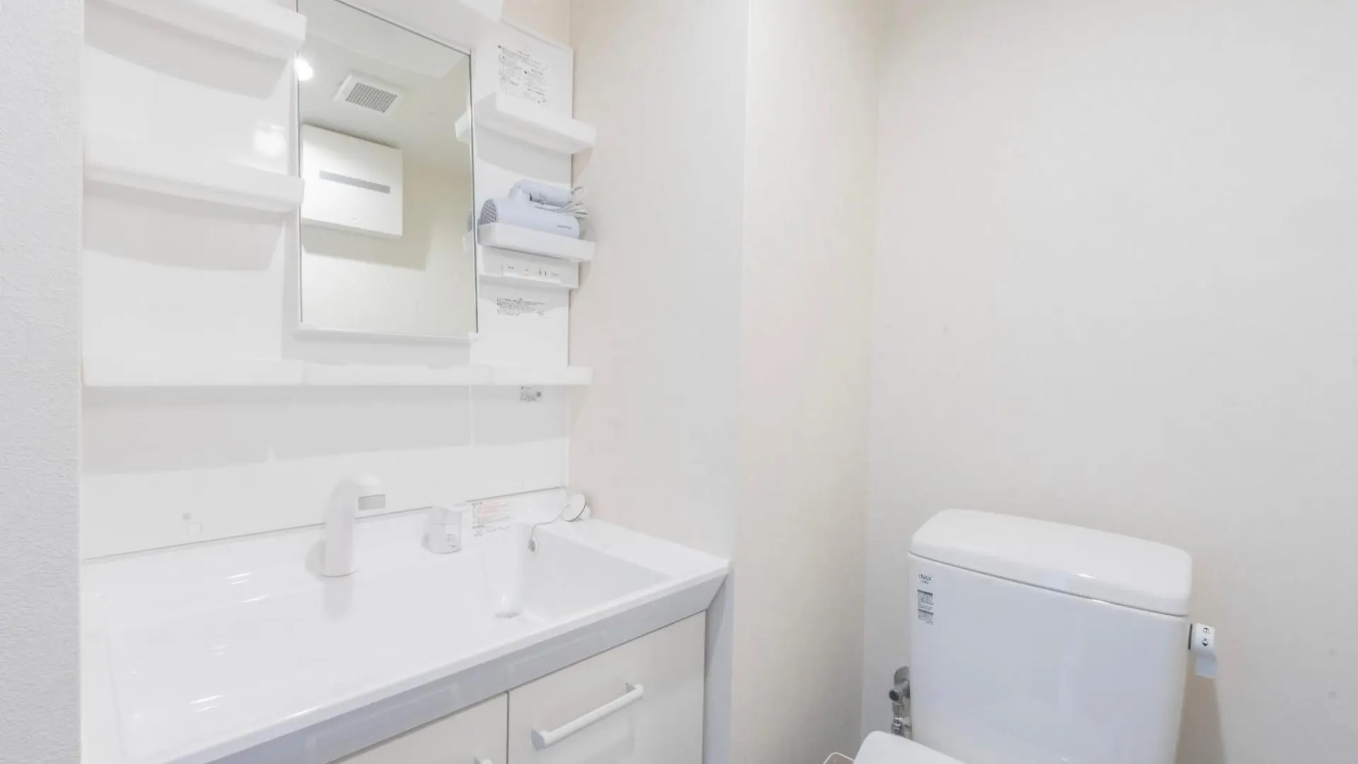 A Quiet Inn In The Charming Old-Town Atmosphere Of Senzoku, Within Walking Distance Of Historic Temples Dq Tokyo Apartment